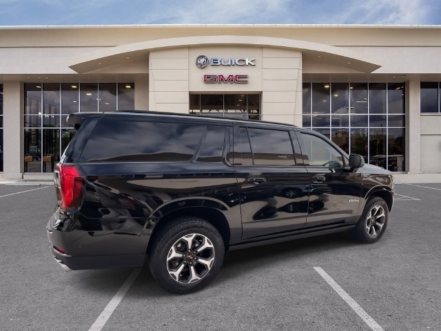 2025 GMC Yukon XL AT4 Ultimate - Photo 13