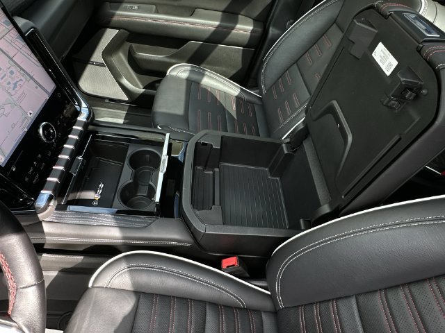 2025 GMC Yukon XL AT4 Ultimate - Photo 28