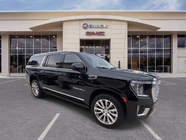 Used 2023 GMC Yukon XL Denali SUV