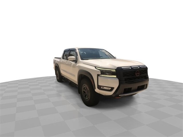 2025 Nissan Frontier Crew Cab PRO-4X photo 3