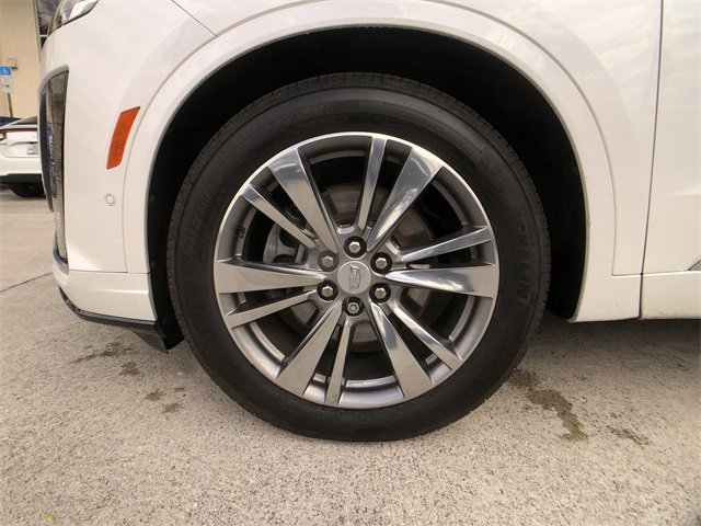 2020 Cadillac XT6 Premium Luxury photo 2