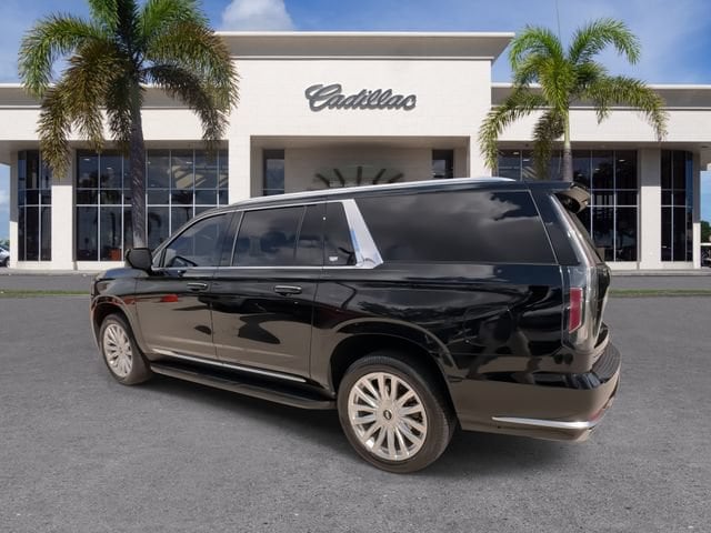 2023 Cadillac Escalade ESV Luxury - Photo 10