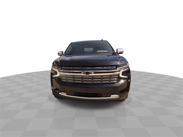 2023 Chevrolet Suburban Premier photo 3