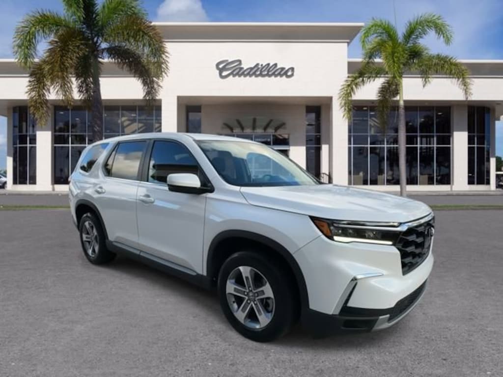 Used 2025 Honda Pilot EX-L SUV