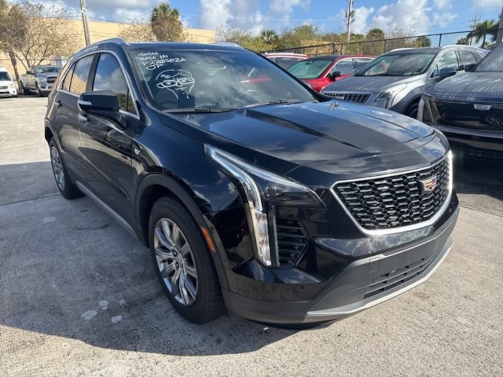 Used 2021 CADILLAC XT4 Premium Luxury SUV