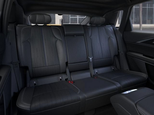 2025 Cadillac LYRIQ Luxury 3 - Photo 17