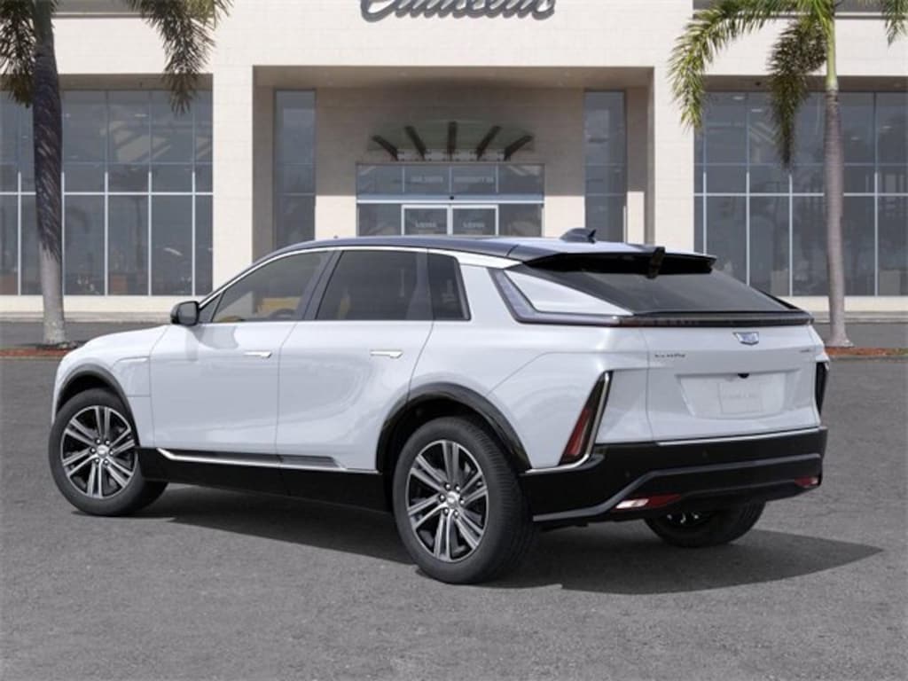 New 2026 CADILLAC LYRIQ Luxury SUV