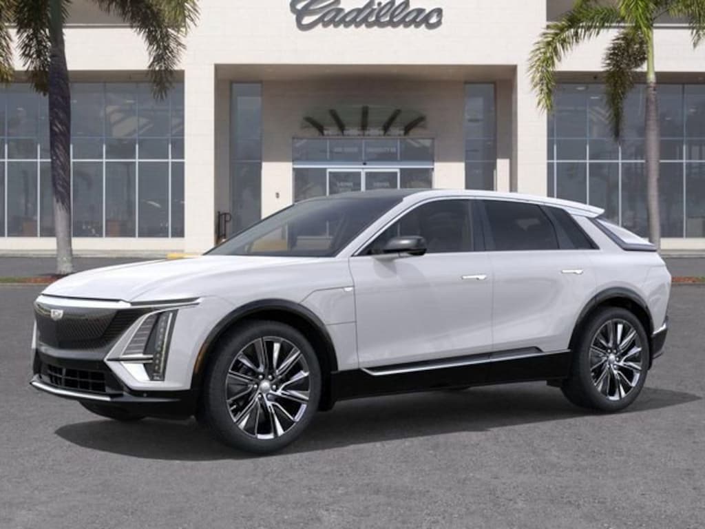 New 2025 CADILLAC LYRIQ Luxury 3 SUV
