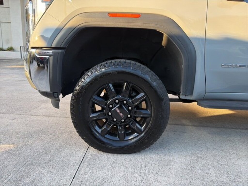 Used 2024 GMC Sierra 2500 HD SLE Truck