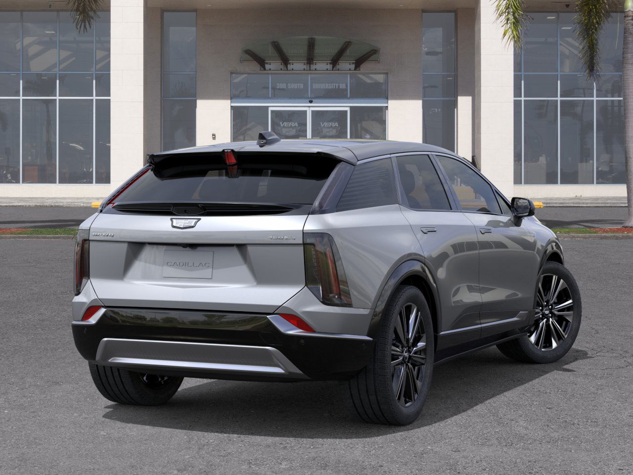 2025 Cadillac Optiq Luxury photo 4