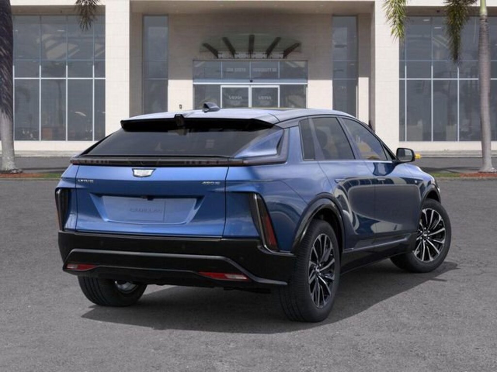 New 2025 CADILLAC LYRIQ Sport 2 SUV
