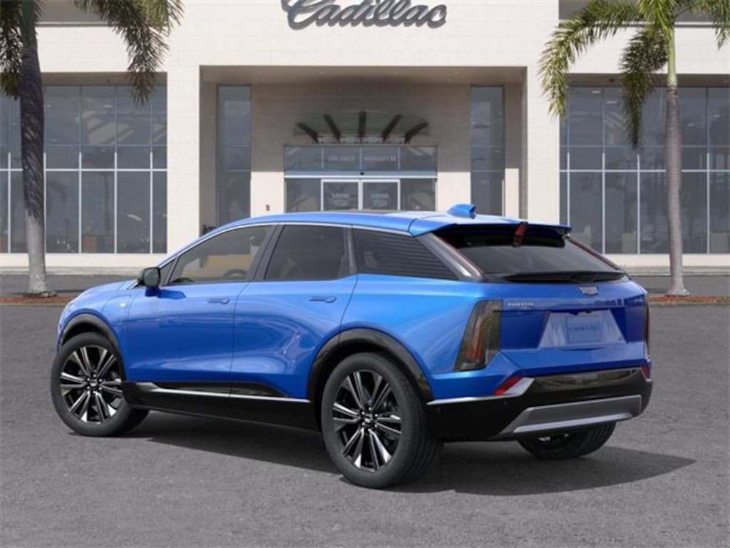 New 2026 CADILLAC OPTIQ Premium Luxury SUV