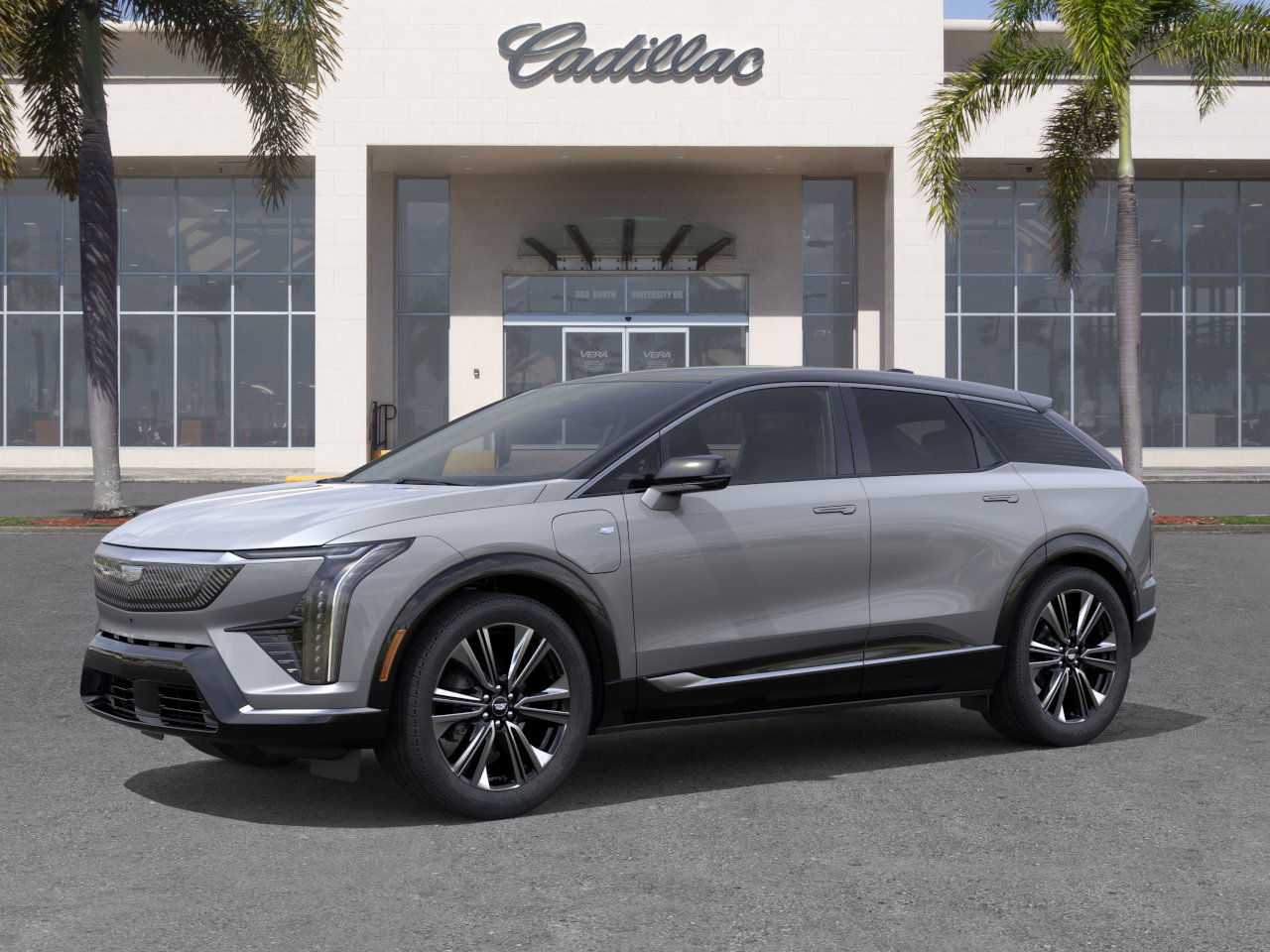2025 Cadillac Optiq Luxury photo 2