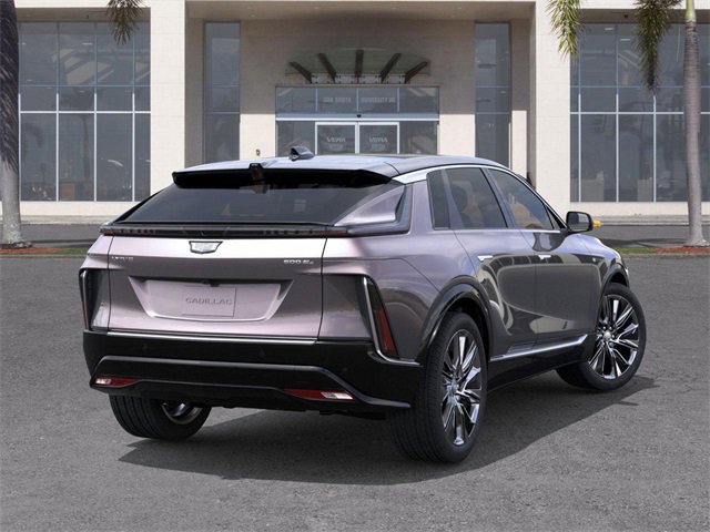 2026 Cadillac Lyriq Luxury photo 4