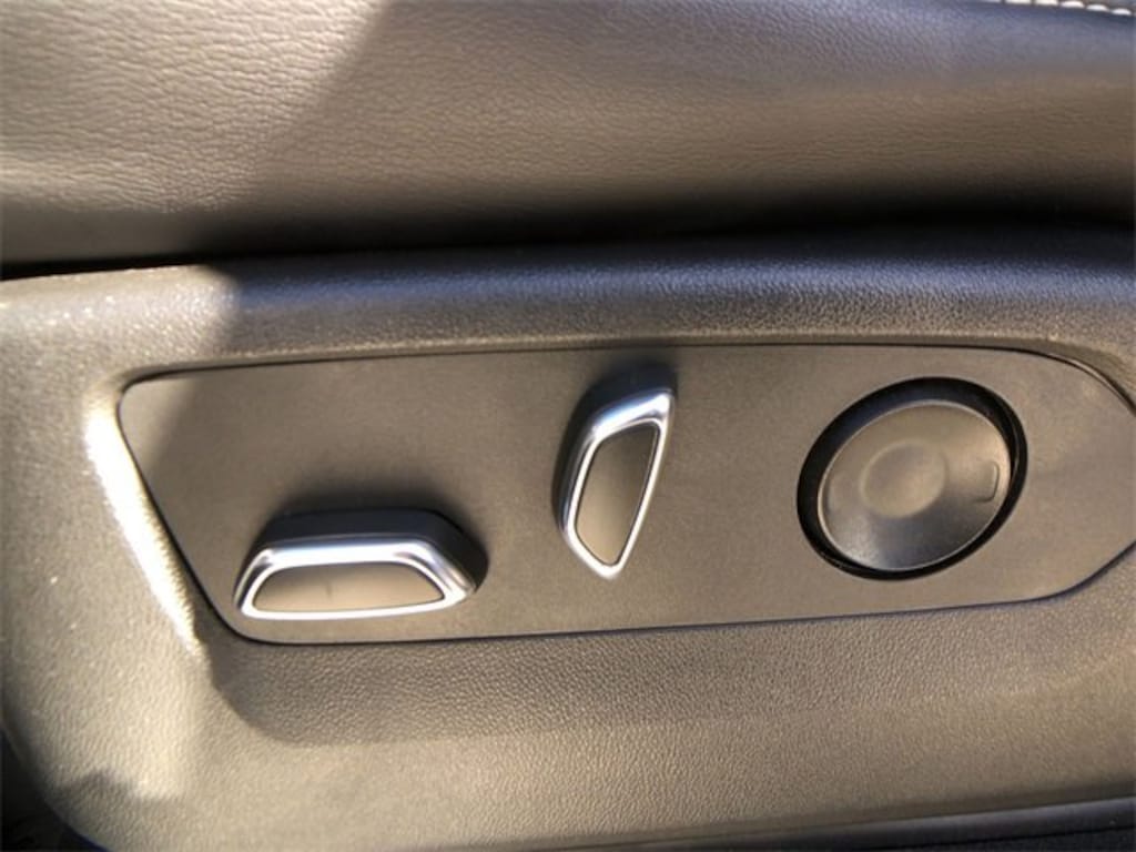 Certified 2022 CADILLAC Escalade Premium Luxury SUV