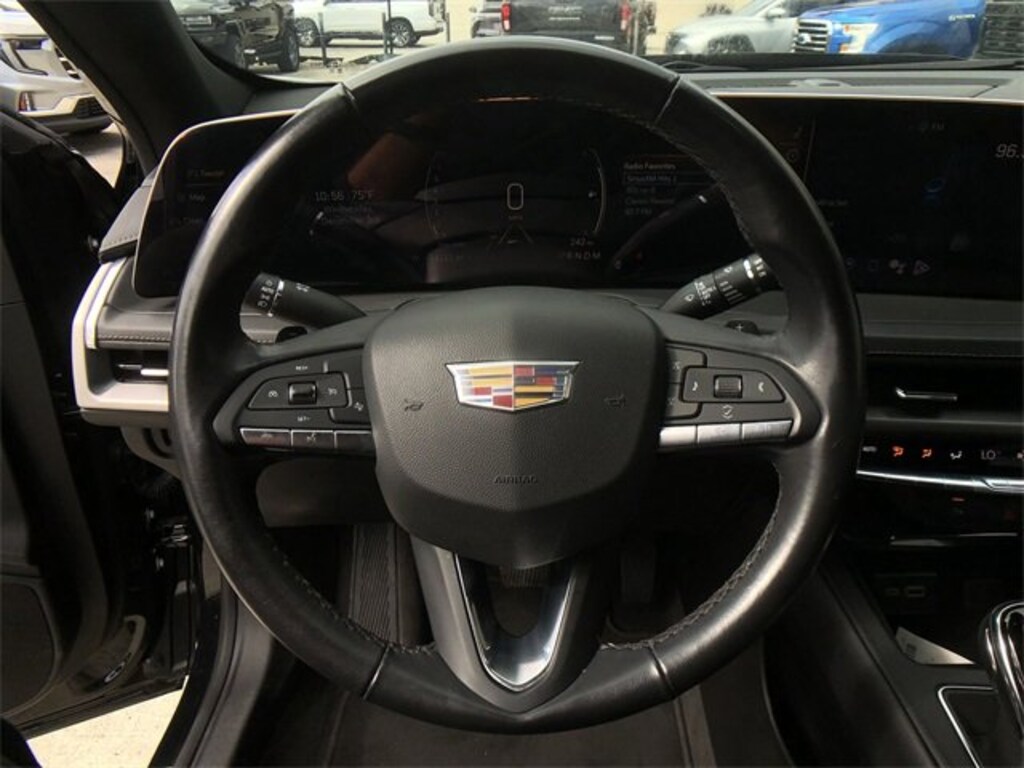 Used 2024 CADILLAC XT4 Premium Luxury SUV