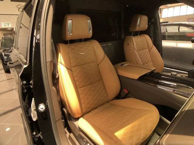 2024 Cadillac Escalade ESV Sport - Photo 16