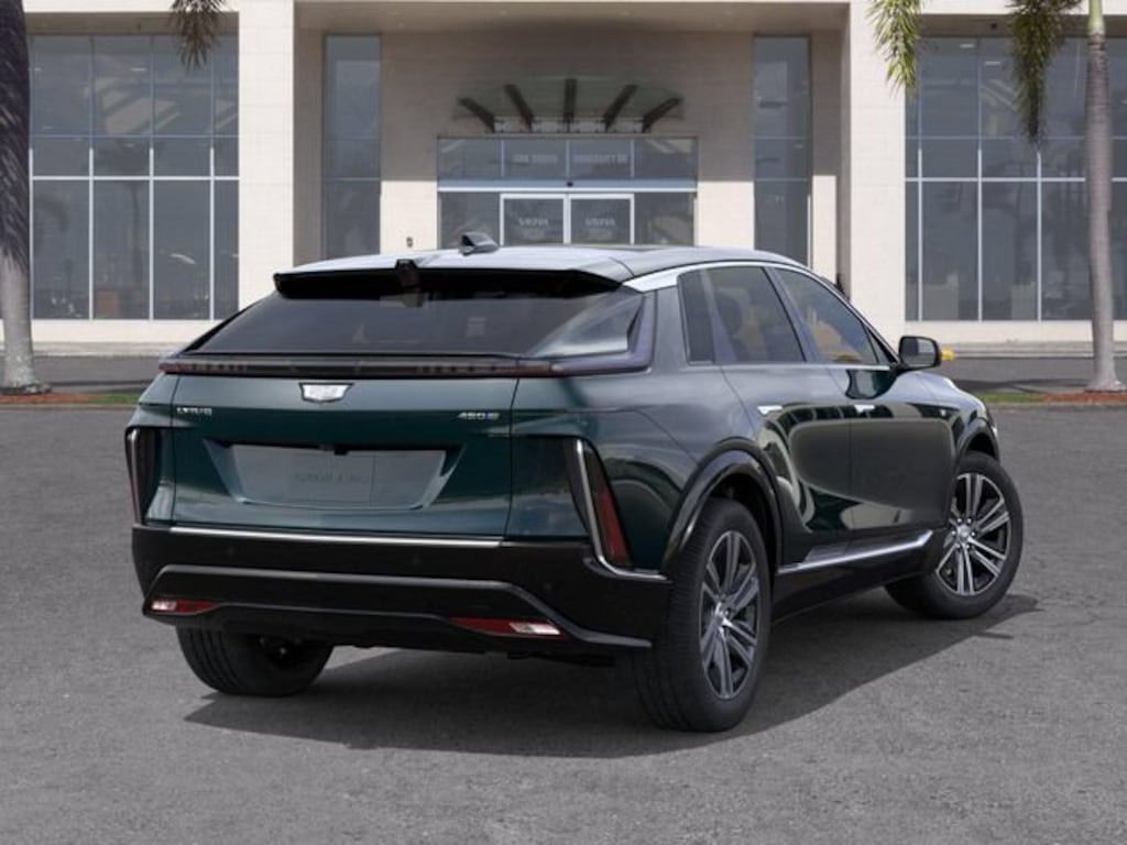 New 2026 CADILLAC LYRIQ Luxury SUV