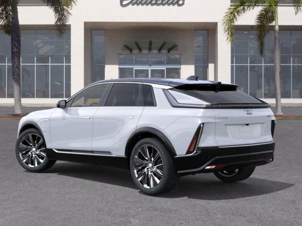 New 2026 CADILLAC LYRIQ Signature Luxury SUV