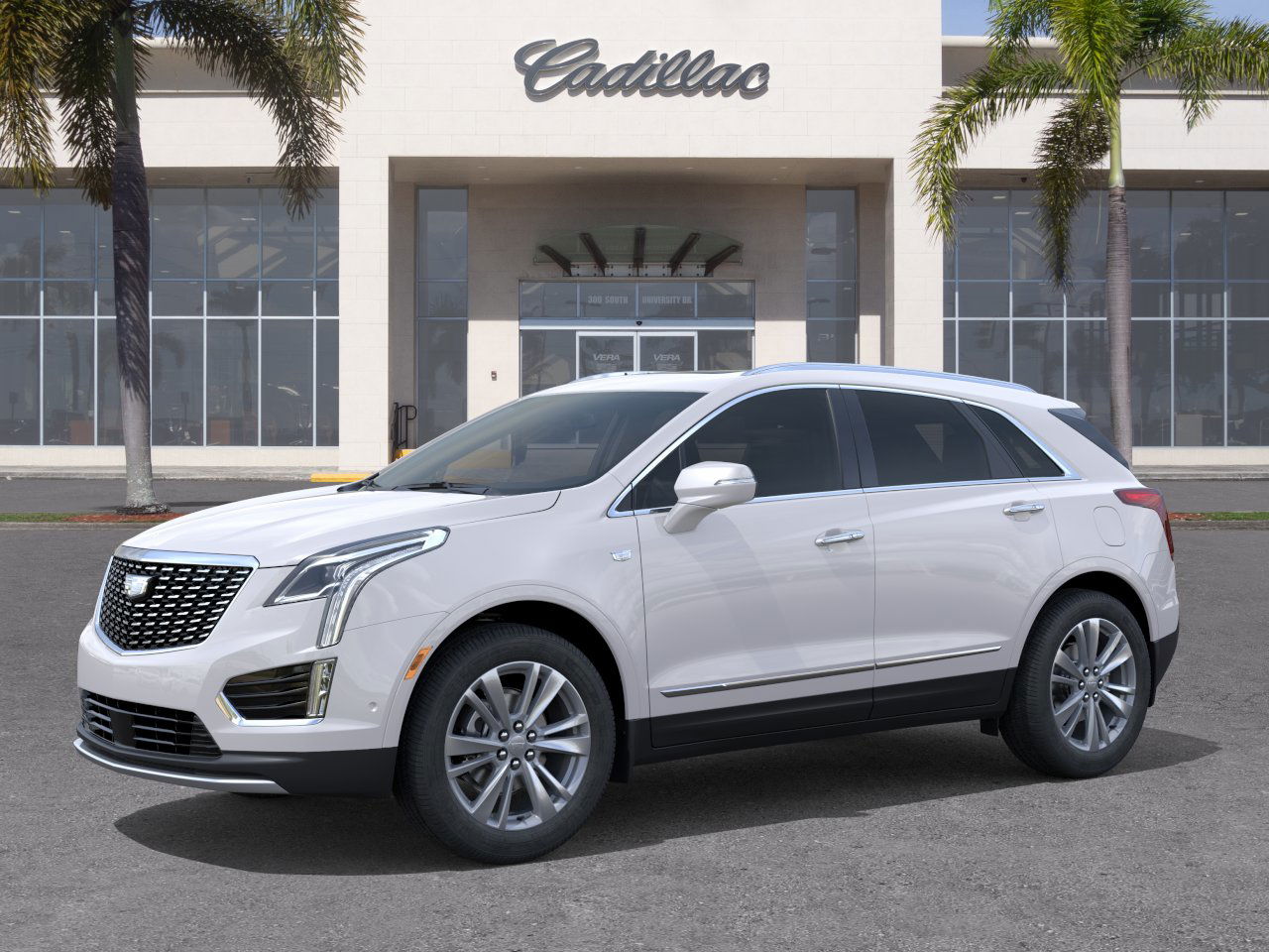 2025 Cadillac XT5 Premium Luxury photo 2