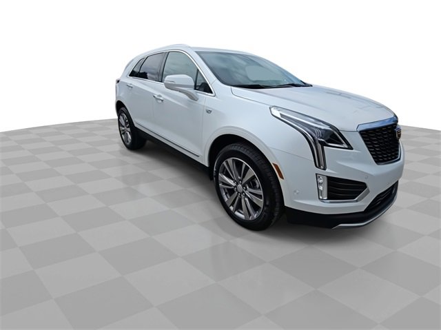 2025 Cadillac XT5 Premium Luxury photo 3