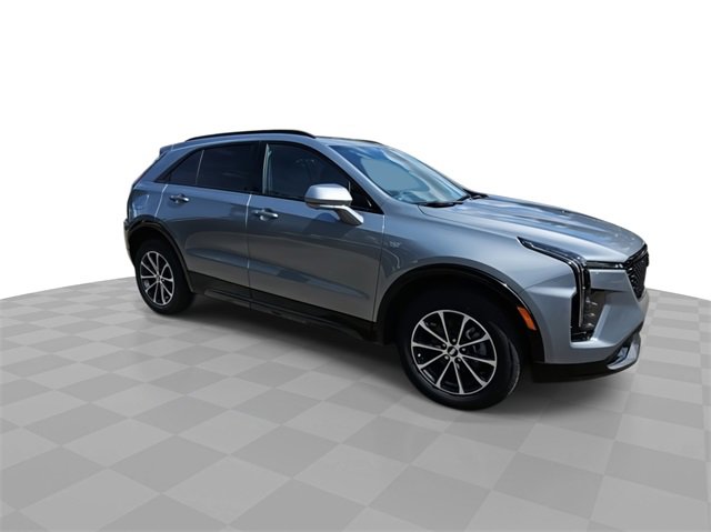 2025 Cadillac XT4 Sport photo 2
