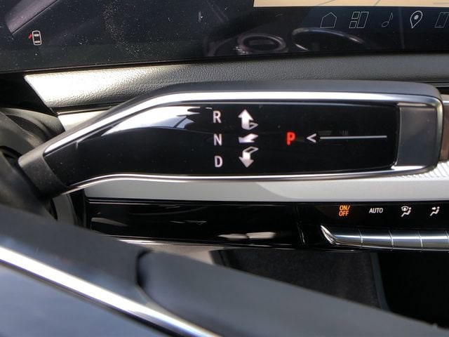 2025 Cadillac OPTIQ Sport 2 - Photo 28