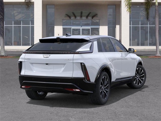 2026 Cadillac Lyriq Sport photo 4