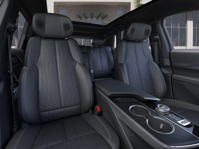 2025 Cadillac LYRIQ Luxury 3 - Photo 16