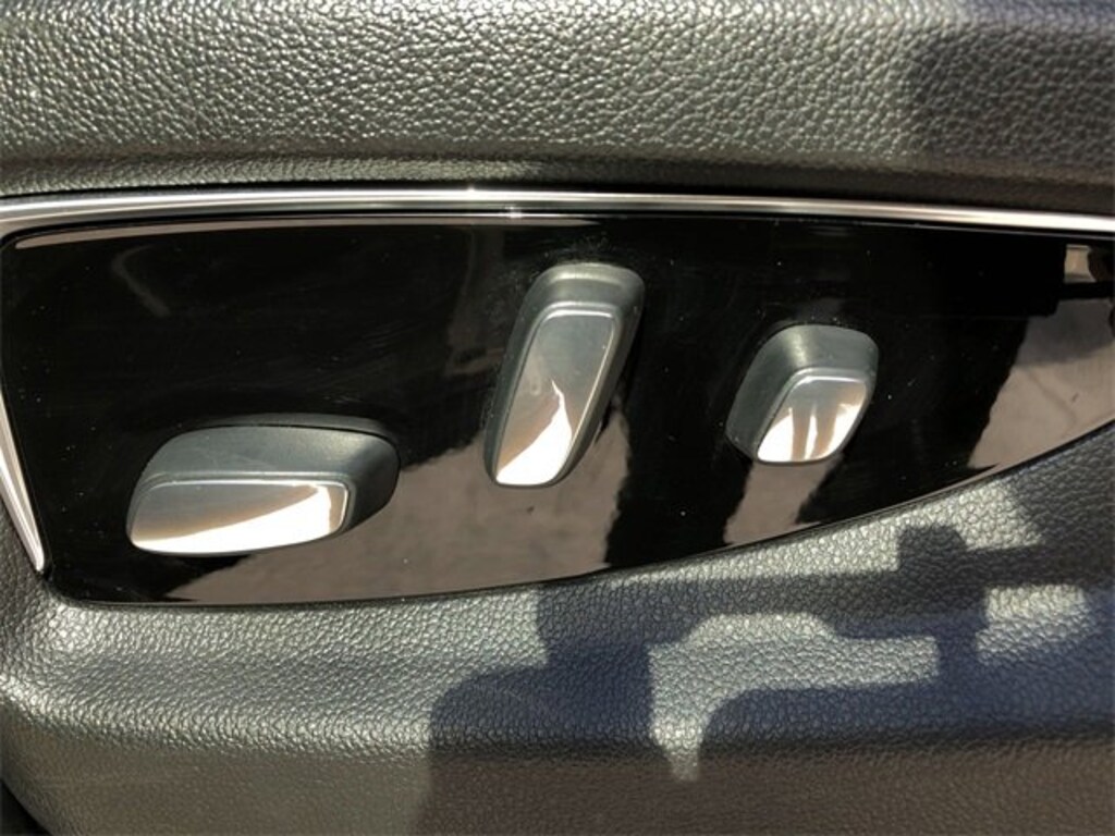 Used 2019 CADILLAC Escalade Luxury SUV