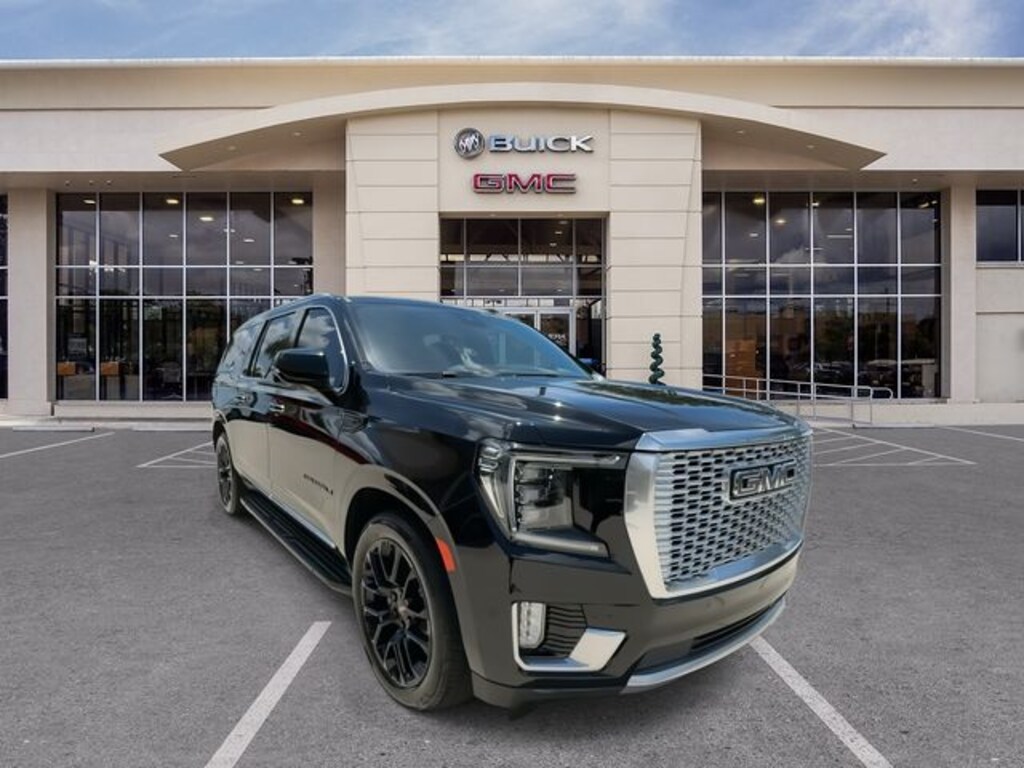 Used 2023 GMC Yukon XL Denali SUV
