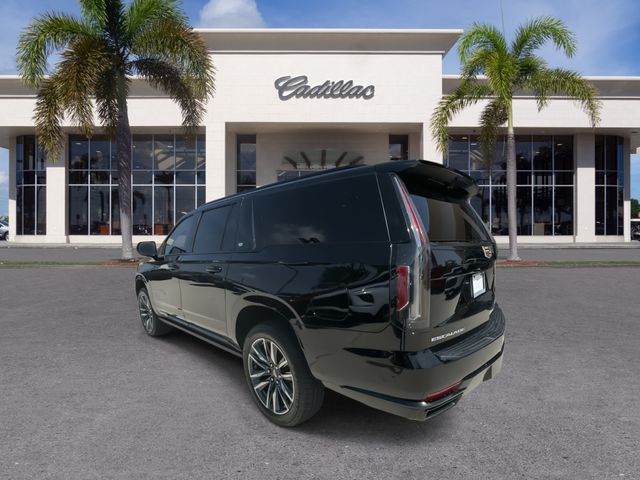 2022 Cadillac Escalade ESV Sport Platinum - Photo 11