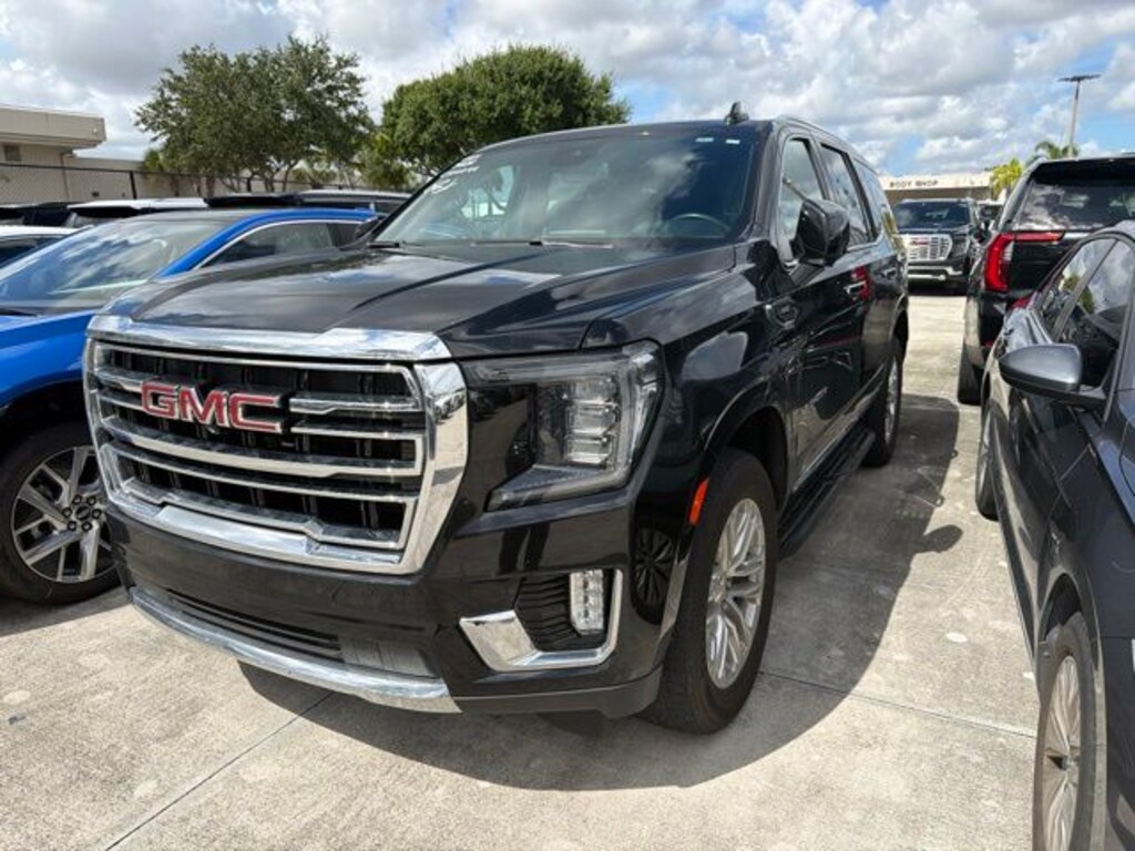 Used 2023 GMC Yukon SLT SUV