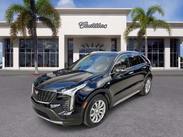2023 Cadillac XT4 Premium Luxury