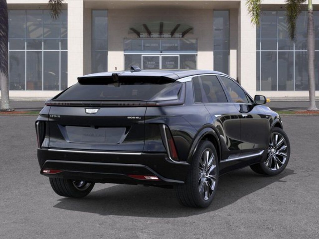 New 2026 Cadillac Lyriq Signature Luxury SUV
