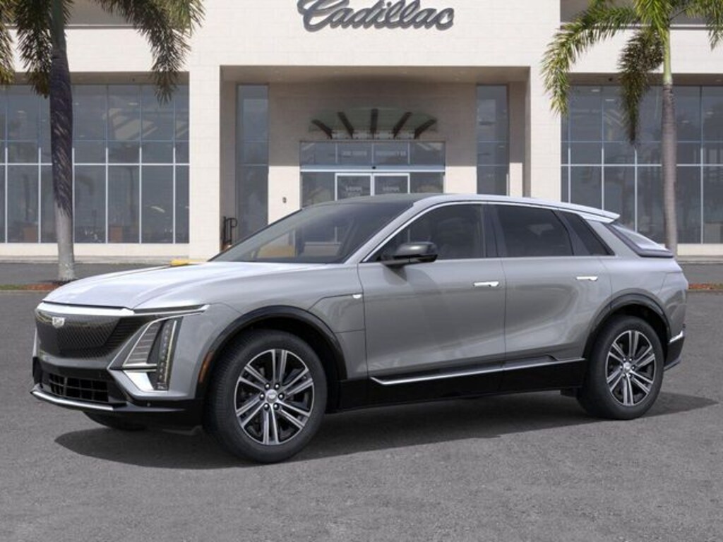 New 2026 Cadillac Lyriq Luxury SUV