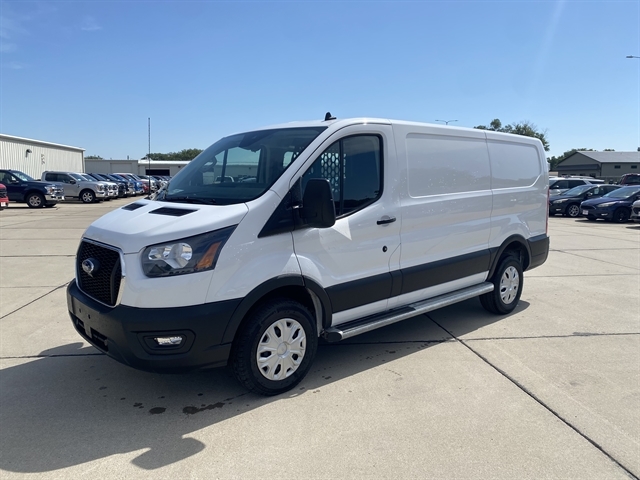  Ford Transit-250