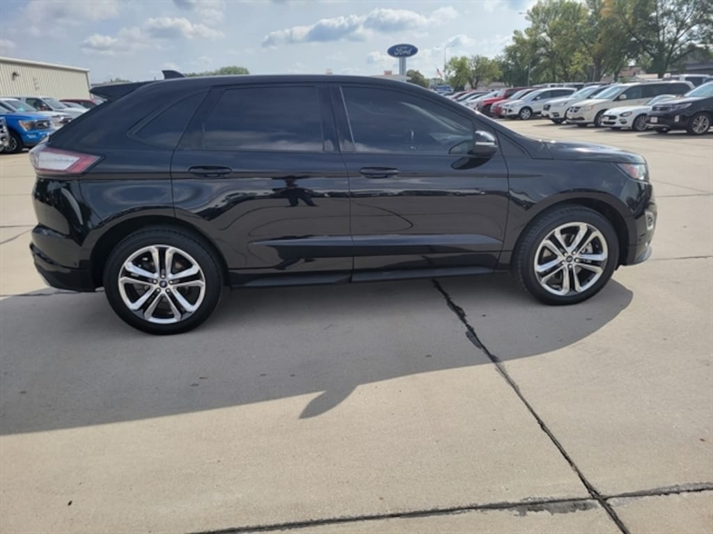 Used 2018 Ford Edge Sport SUV