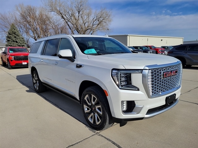 2021 GMC Yukon Denali's photo