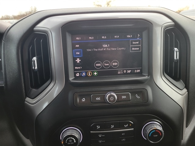 2023 Chevrolet Silverado 1500 Custom - Photo 13