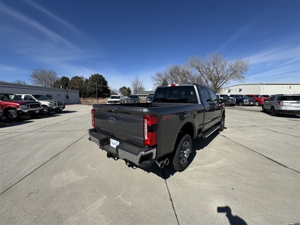 New 2026 Ford Super Duty F-350® Lariat® TRUCK
