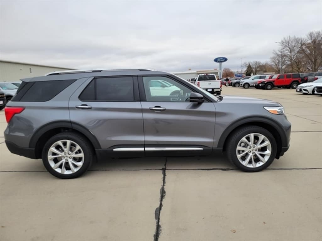 Used 2022 Ford Explorer Platinum SUV