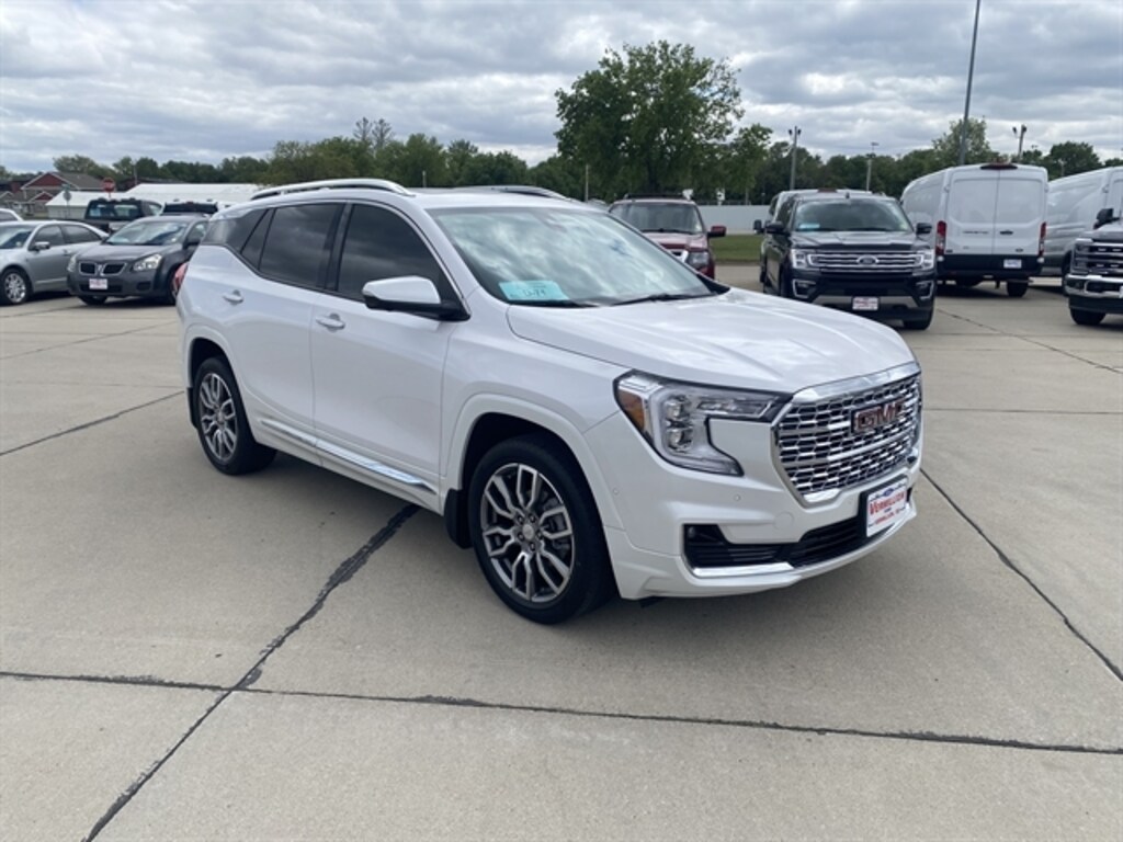 Used 2022 GMC Terrain Denali SUV