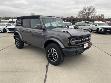 2024 Ford Bronco Outer Banks SUV