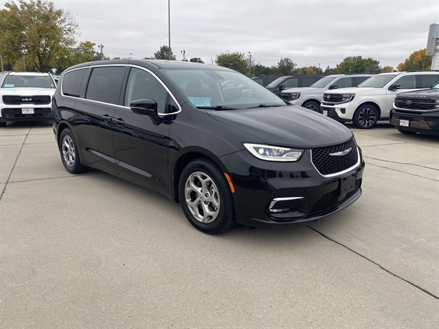 2024 Chrysler Pacifica