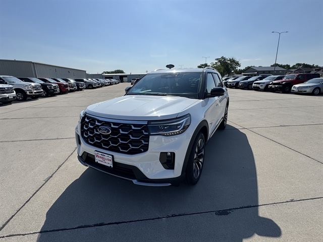 2026 Ford Explorer Platinum - Photo 8