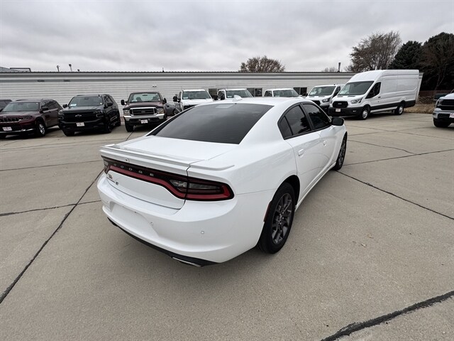 2018 Dodge Charger GT photo 4
