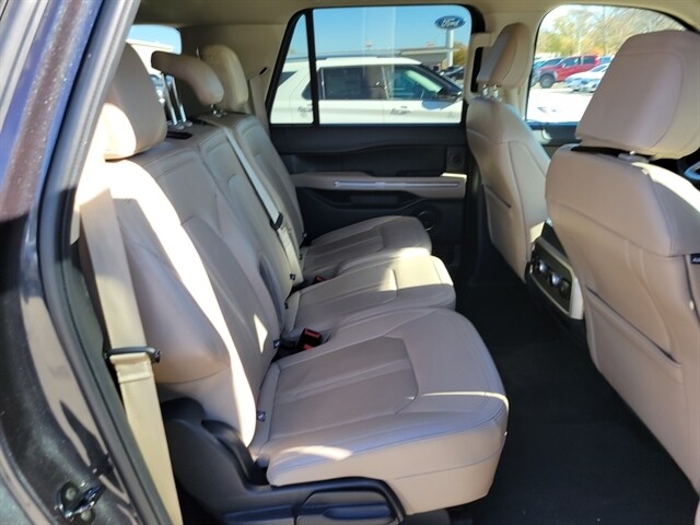 2024 Ford Expedition MAX Limited photo 4