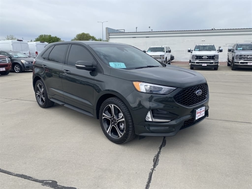 Used 2023 Ford Edge ST SUV