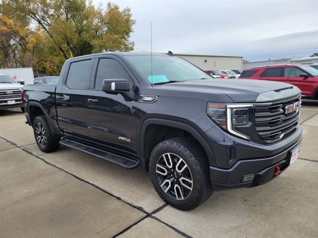 Used 2022 GMC Sierra 1500 AT4 Crew Cab Short Bed Truck